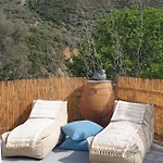 Ble 1br Vacation With Private Terrace * 干尼亞