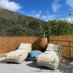 Ble 1br Vacation With Private Terrace 度假居