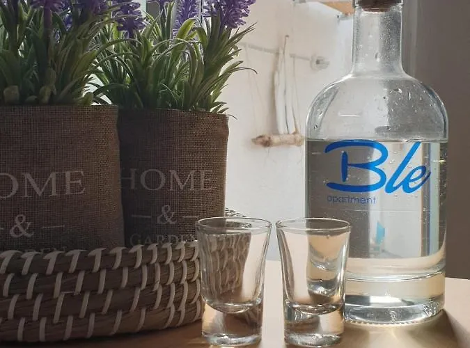 Ble 1br Vacation With Private Terrace Дом отдыха Ханья