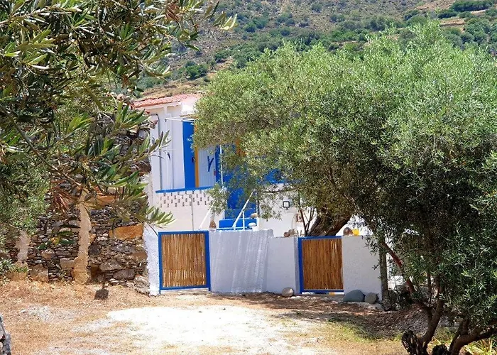 Ble 1br Vacation With Private Terrace Дом отдыха Ханья