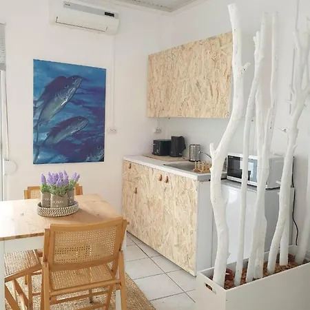 Будинок відпочинку Ble 1br Vacation With Private Terrace Ханья (Крит)